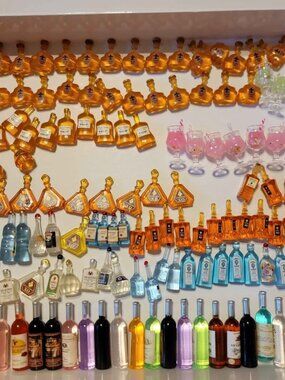 Miniature 3D Acrylic Bottles & Dollhouse Accessories for Crafting
